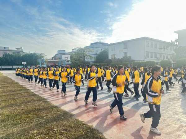 揭阳市锡场镇华清中学官网